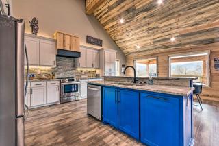 Upscale Riverfront Home with Beach and Fire Pit! - Glenwood - 4