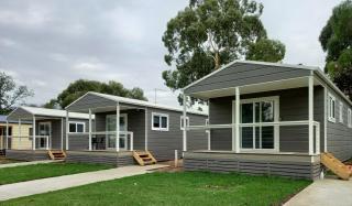 Young Caravan and Tourist Park - Young - 9