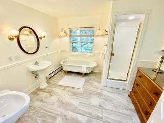 Otter's Pond Bed and Breakfast - Eastsound - 1