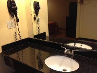 Capital City Inn Downtown Convention Center - Sacramento - 5