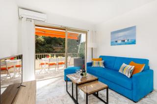 All Blue YourHostHelper - Cannes - 8