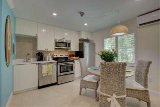 LuLu's Key House Kemp Ridley 1/1 Downstairs - Siesta Key - 2