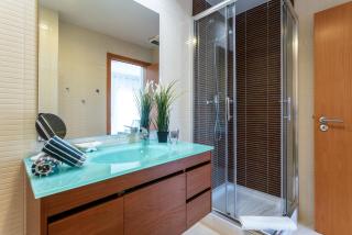 Privilege Apartment Naessens with Rooftop Pool, Village Marina - Olhão - 3