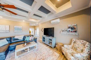 Luxury Lake Retreat - Saluda - 7