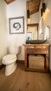 Beautiful Views! Jacuzzi, Indoor Outdoor Fireplace, Steps to Lake Estes - Estes Park - 7