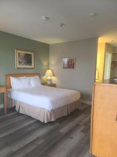 Tulip Inn Mount Vernon - 9