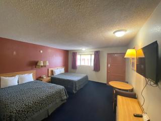 Econo Lodge - 2