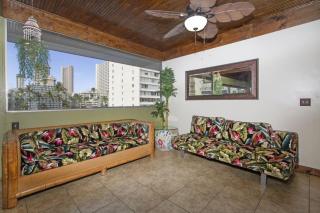 Hawaiian King - Honolulu - 3