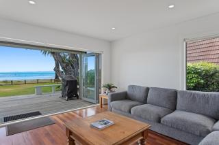 Kohi Point - Ohope Beachfront Holiday Home - Ohope Beach - 9