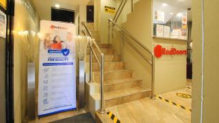RedDoorz at Hotel Rosemarie - Manila - 4
