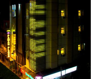 Hotel Pawan Plaza Near Sir Ganga Ram Hospital - 0