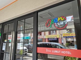 Lumut Hotel - 8