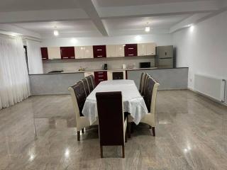 Pensiunea Casa Deny - Novaci-Străini - 1