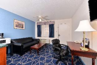 Americas Best Value Inn and Suites Houston/Northwest Brookhollow - 6