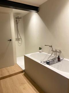 The Pine House B&B - Schoten - 7