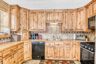 Mountain Top Getaway - 2