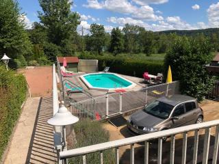 Maison/Gîte familial dans le Jura à 200m du lac avec piscine privée - Marigny - 3