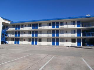 Americas Best Value Inn Tucker - Tucker - 8