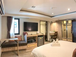 Hotel De Sripoom - 8
