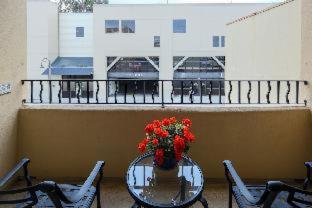 Monterey Bay Inn - Monterey - 9