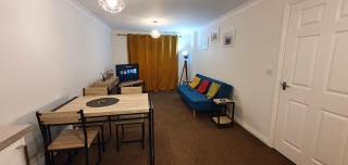 Garland Modern Apartment Tilbury with Parking - Tilbury - 8