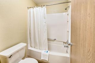 Rodeway Inn - Columbus - 5