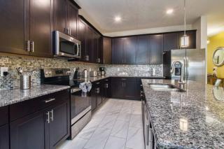 Comfortable Spacious-6 Bed Pool Home - 1675Str - Kissimmee - 2