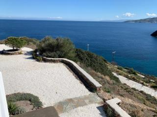 Beach house with a view - Kalopigado - 3