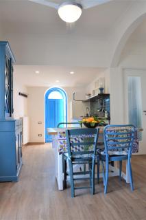 La Piccola Blu - 1
