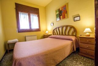 Spacious Apartment in Canyelles with Private Pool - Canyelles - 2