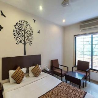 Regency Square Hotel - Gwalior - 8