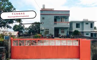 月光祝福民宿Moonlight Blessing Hostel - Chenggong - 4