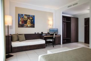 Lu' Hotel Carbonia - Carbonia - 3