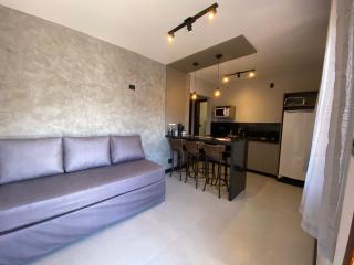 Casa com ar-condicionado e chuveiro a gás, novinha e central - 7