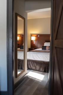 Hotel Chataura - Dearborn - 8