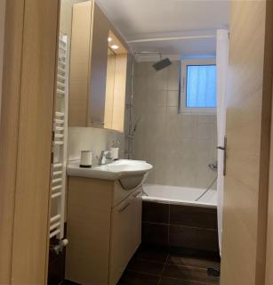 Elegant Glyfada Apartment-private Garden-Near METRO - Atene - 3