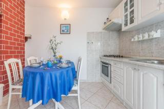 Apartments Kostović 1943 - Vinišće - 3
