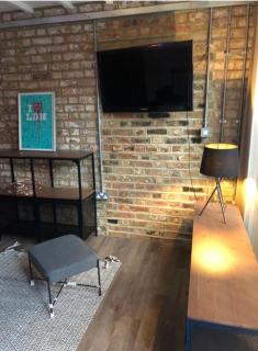 The Old Gin Distillery est 1850 - 7