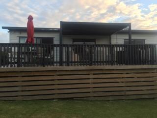 Raglan family beach retreat - 2 bedrooms - with wifi - Raglan - 4
