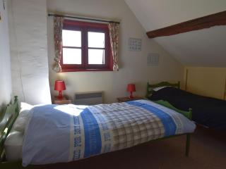 Holiday Home in Saint-Maurice with Garden BBQ - Fontainejean - 2