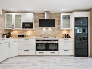 Sitges Spaces Mediterranean Apartments 4 bedroom, 4 bathroom, Huge Terrace, Jacuzzi- Sleeps 9 - Sitges - 7