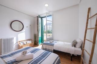 Belle Époque Self-check-in Guesthouse - Adults-Only - San Sebastián - 2