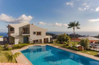 Exquisite Madeira Villa Villa Funchal Belair 4 Bedroom Panoramic Sea View Heated Pool Hot-Tub - Funchal - 8