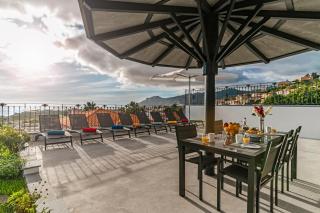 Exquisite Madeira Villa Villa Funchal Belair 4 Bedroom Panoramic Sea View Heated Pool Hot-Tub - Funchal - 5