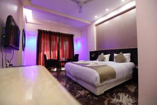 Hotel Aristro Lonavala - Lonavala - 4