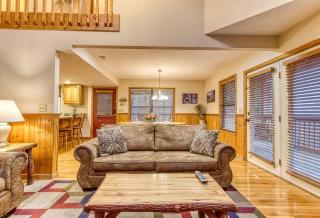 Brentwood, Resort Pool, FREE Attraction tickets, Near Parkway, Hot Tub, Arcade Game, WIFI!!! - 6