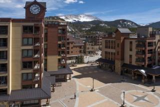 Village at Breckenridge 4604 Sunny Ski in & Out King Studio Open Hot Tubs & Pool - 5