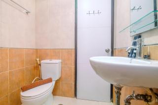 Comfort Studio Tamansari Sudirman Apartment By Travelio - 1