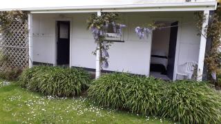 'The Quarters' - Woodville - 7