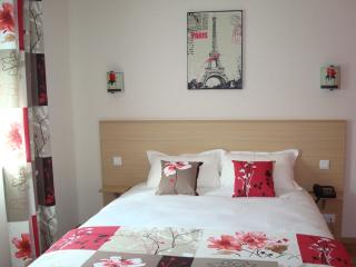 Brit Hotel Azur - Saint-André-de-la-Marche - 5